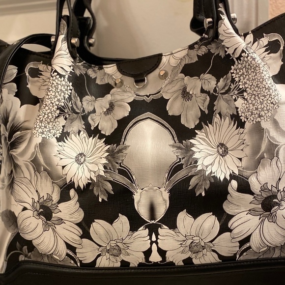 New Sharif Large Leather Shoulder Bag NWOT - Picture 12 of 15